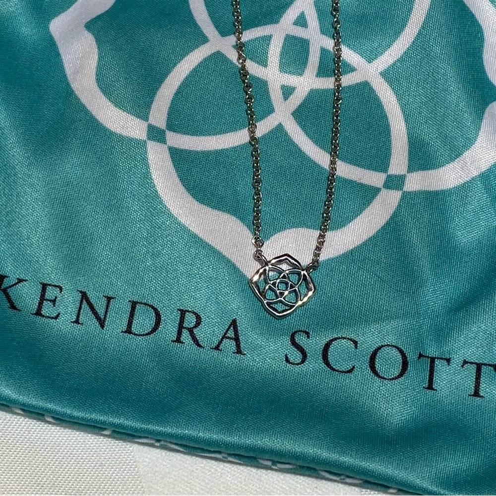 Kendra Scott Silver Emblem Necklace
